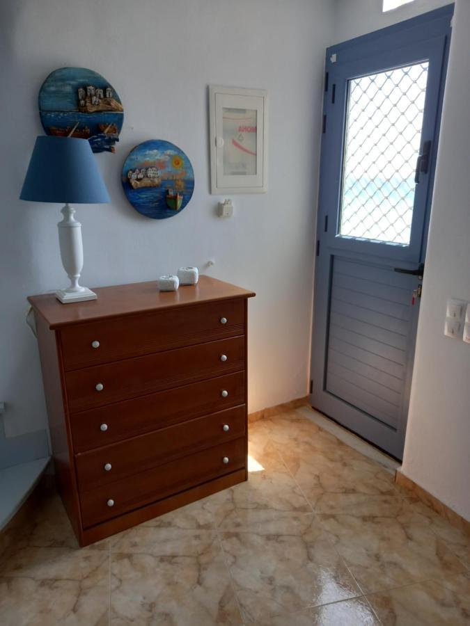 Holiday home Anthie's Shore House