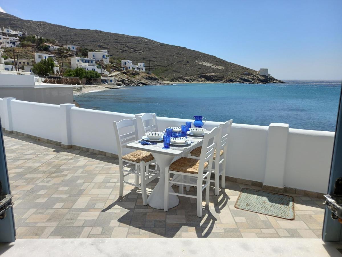 Hébergement de vacances Anthie's Shore House *